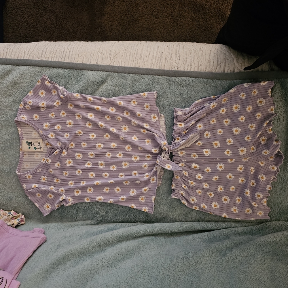 Lily Bleu Purple and White Daisy Matching Set - Picture 15 of 15